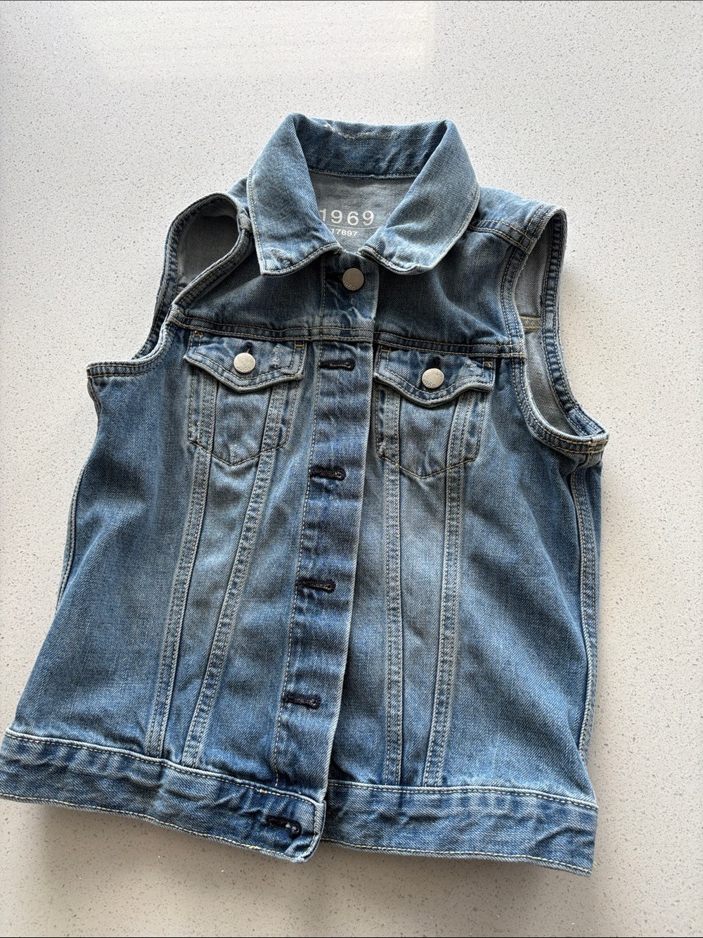 Gap 1969 ladies Light Wash Denim Vest